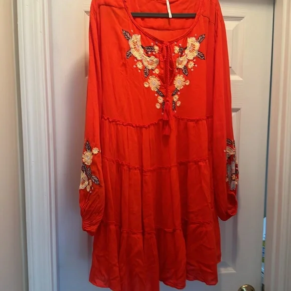 Free People Spell On You Poppy Red Floral Embroidered Peasant Dress Medium - Picture 5 of 10
